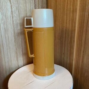 Vintage‎ Thermos